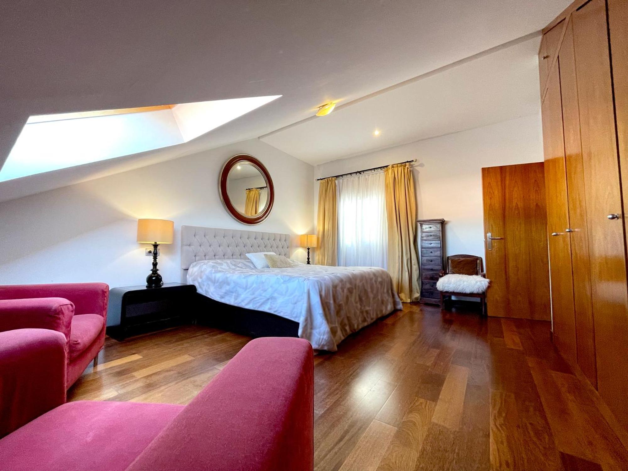 מאלגה Atico En Plaza De La Constitucion 3 Bedrooms מראה חיצוני תמונה